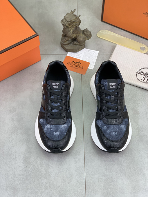 エルメス HERMES ステッチ入りブランド「H」トーテムシューズ