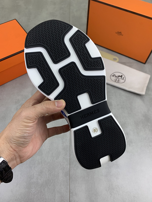 エルメス HERMES ステッチ入りブランド「H」トーテムシューズ