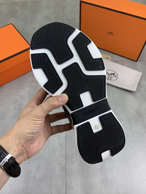 エルメス HERMES ステッチ入りブランド「H」トーテムシューズ