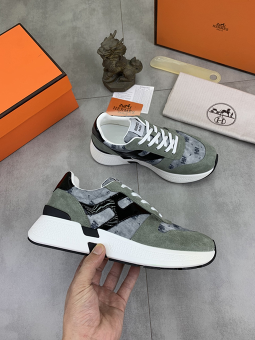 エルメス HERMES ステッチ入りブランド「H」トーテムシューズ