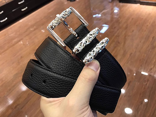 クロムハーツ クラシックなピンバックルベルト