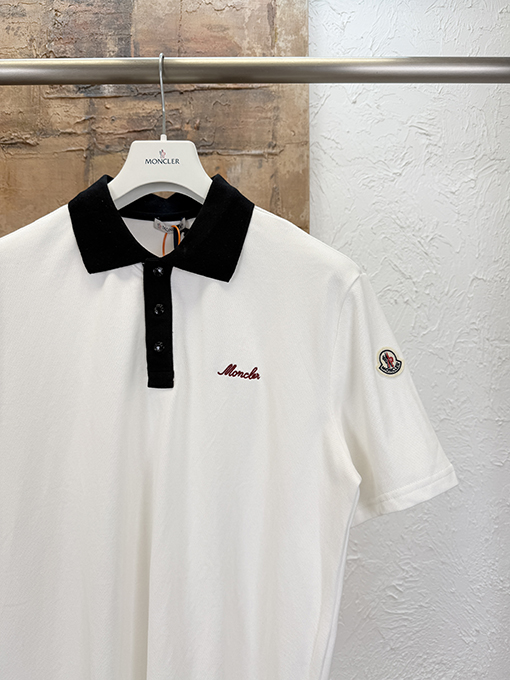 モンクレール Moncler 刺繍入り半袖ポロシャツ