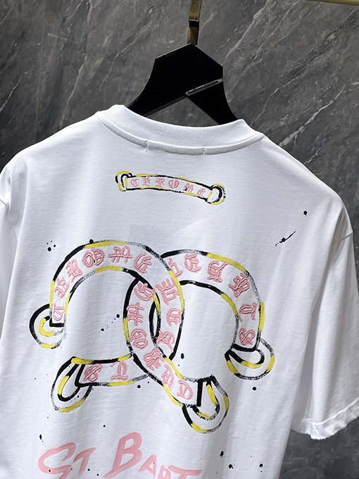 クロムハーツ クラシックなサンスクリットの手描き削り漂白された半袖Tシャツ