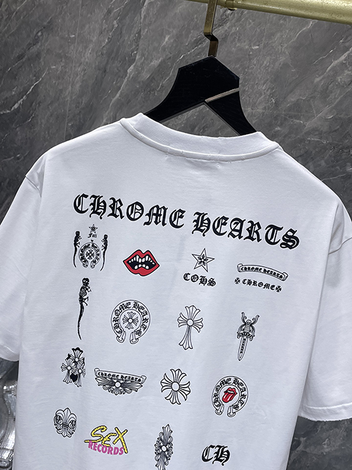 クロムハーツスーパーコピー カラーブロックのグラフィティ風ダメージ刺繍半袖Tシャツ