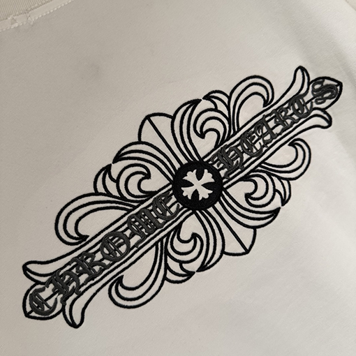 クロムハーツコピー 前面と背面の刺繍半袖Tシャツ