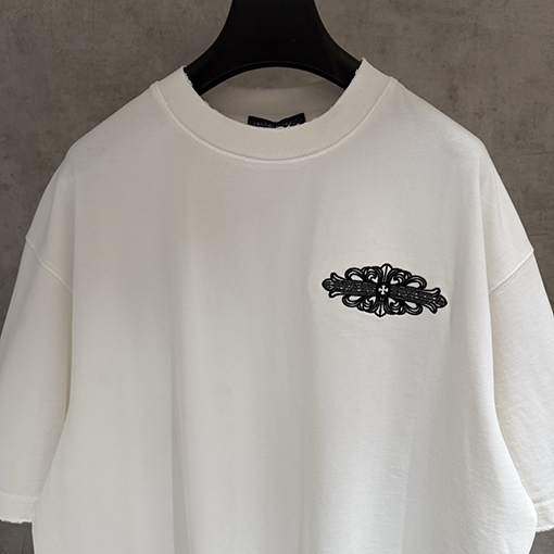 クロムハーツコピー 前面と背面の刺繍半袖Tシャツ