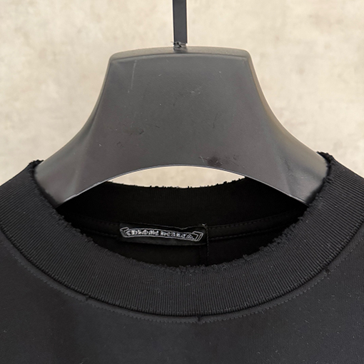 クロムハーツコピー 前面と背面の刺繍半袖Tシャツ