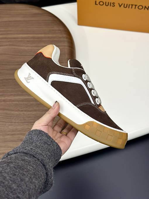 ルイヴィトン LV Tilted Monogram Damier チェック柄の花柄スニーカー