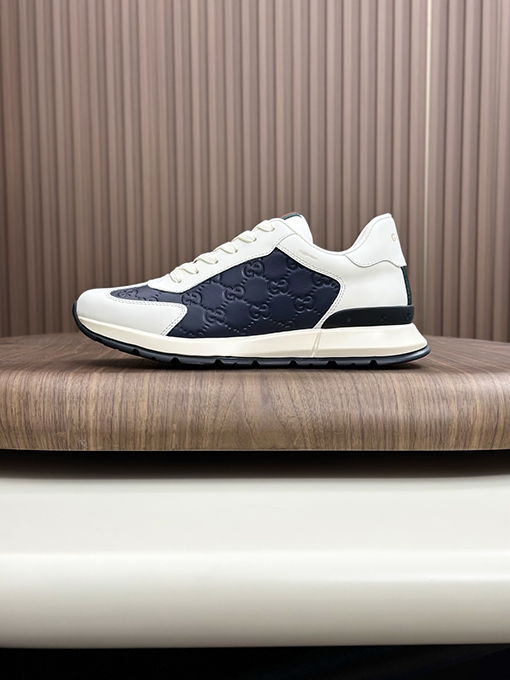 グッチ カジュアルスポーツシューズ