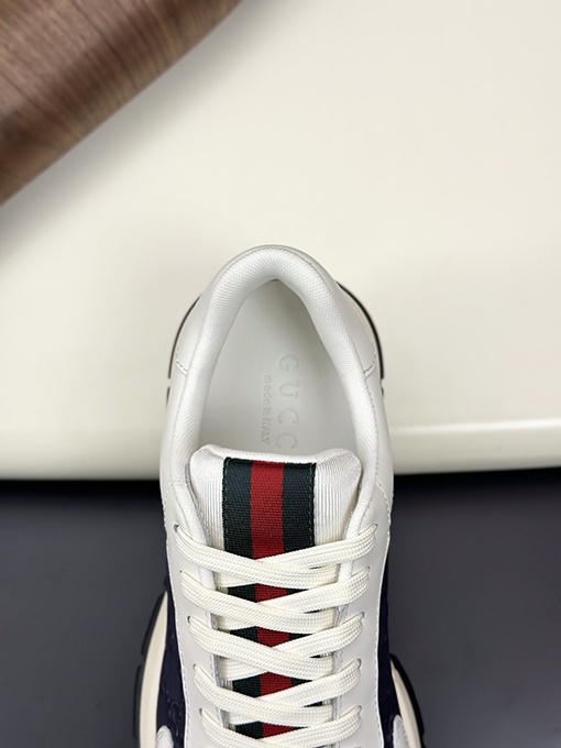 グッチ カジュアルスポーツシューズ