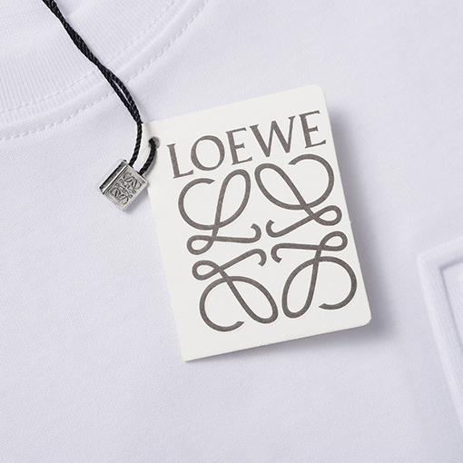 ロエベ LOEWE フロントポケットに刺繍ロゴが入った半袖Tシャツ