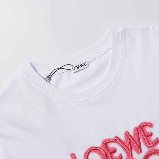 ロエベコピー LOEWE クラシックな蛍光ピンクの刺繍半袖Tシャツ