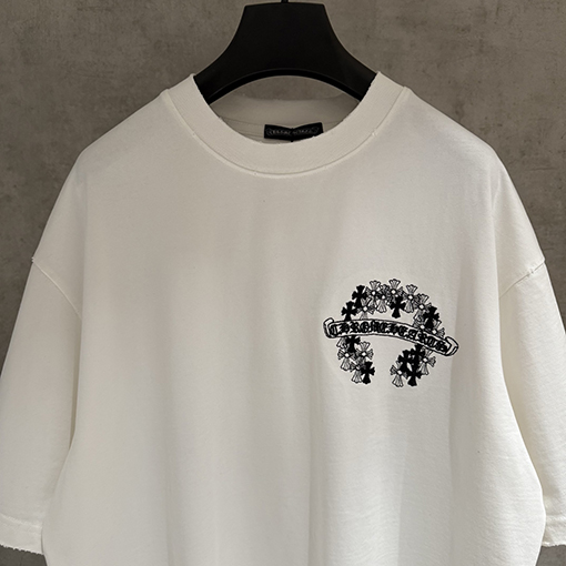 クロムハーツスーパーコピー 新モデル刺繍半袖Tシャツ