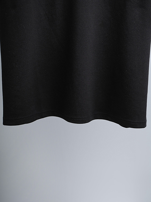 クロムハーツ 新モデル胸の後ろに重なりう刺繍がされた半袖Tシャツ