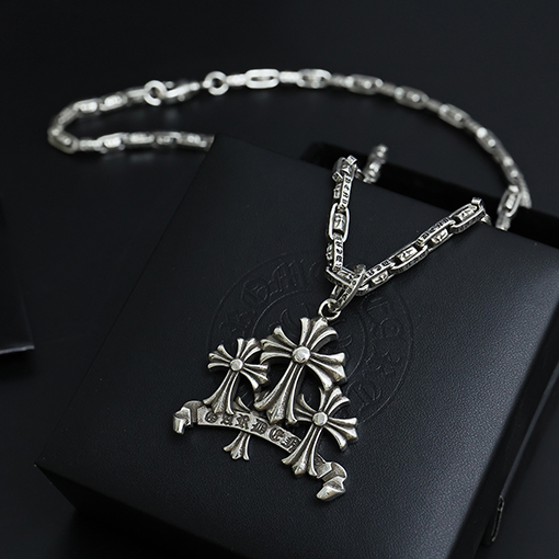 クロムハーツスーパーコピー クラシックなヴィンテージクロスネックレス