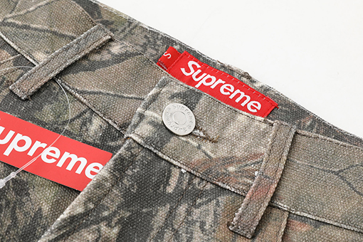 シュプリームスーパーコピー WEEK1 Baggy Jean 刺繍ポケット柄のゆったりストレートレッグジーンズ