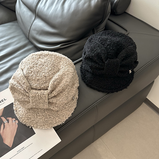 シャネルスーパーコピー 蝶ネクタイフラットキャップ