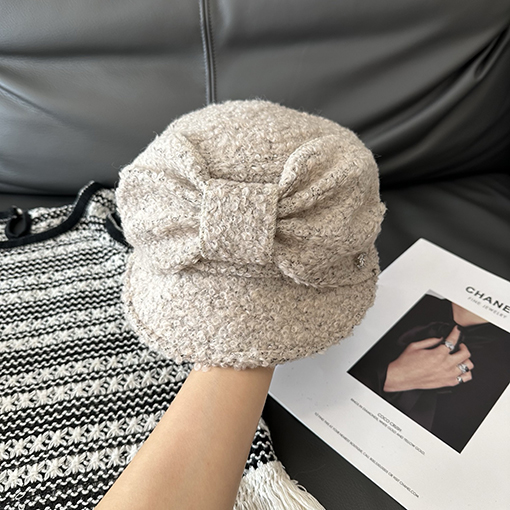 シャネルスーパーコピー 蝶ネクタイフラットキャップ