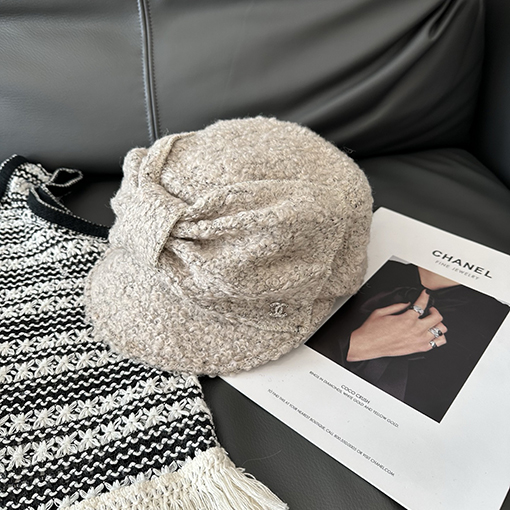 シャネルスーパーコピー 蝶ネクタイフラットキャップ