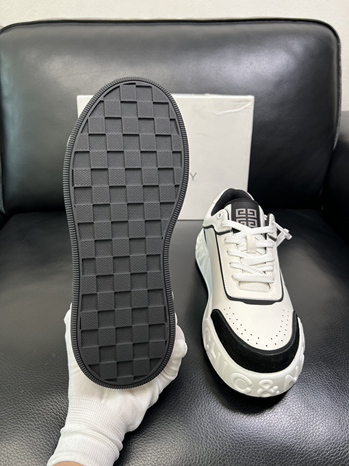 ジバンシイスーパーコピー Givenchy 高品質のスポーツシューズ
