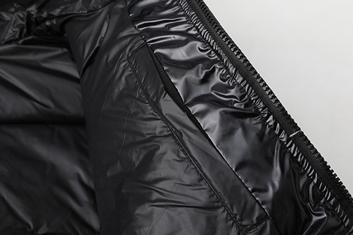 シュプリーム  WEEK9 Shiny Down Puffer Jacke 光沢のあるロゴ入りフード付きコンフォートカジュアルジャケット