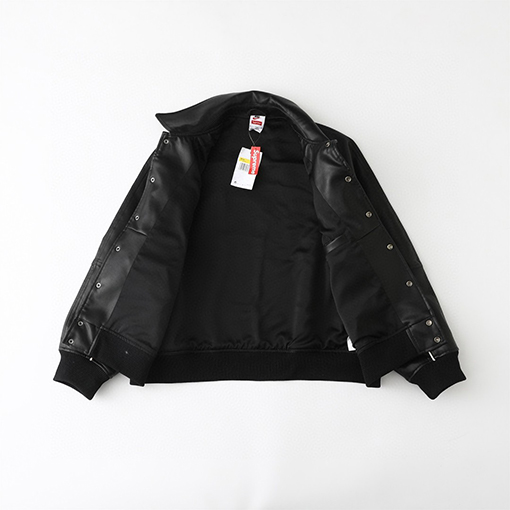 シュプリーム X ナイキ  WEEK4 Leather Varsity Jacket 背中にロゴがったレザーのバーシティジャケット