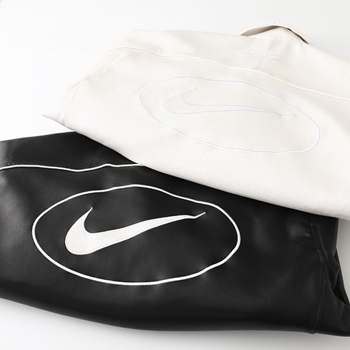 シュプリーム X ナイキ  WEEK4 Leather Varsity Jacket 背中にロゴがったレザーのバーシティジャケット