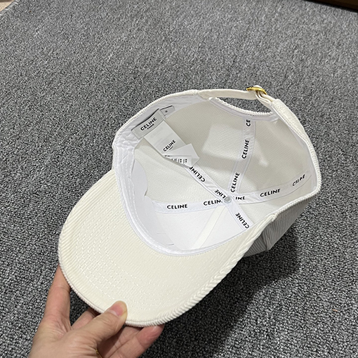 セリーヌ コーデュロイのベースボールキャップ