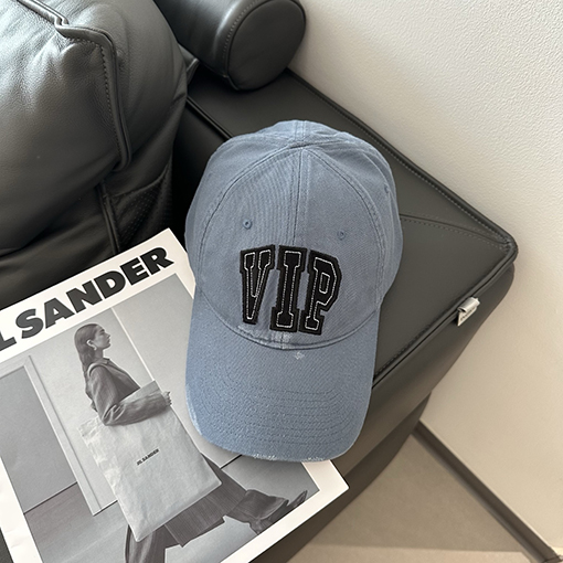 バレンシアガコピー 新しいベースボールキャップ