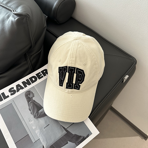 バレンシアガコピー 新しいベースボールキャップ