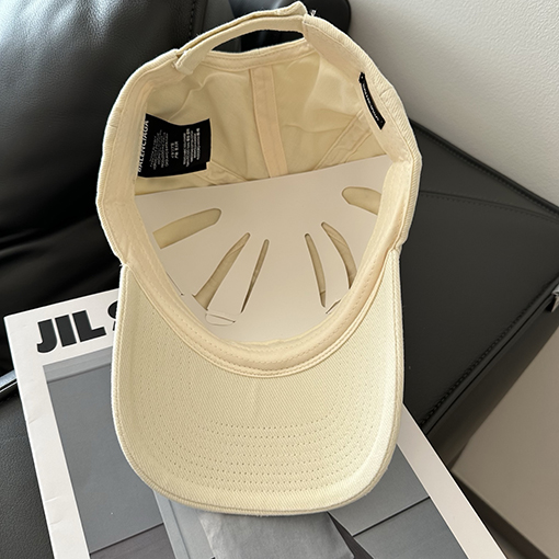 バレンシアガコピー 新しいベースボールキャップ