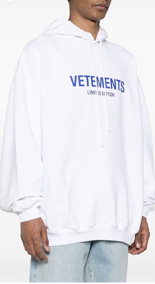 ヴェトモン VETEMENTS 新しいフード付きスウェットシャツ