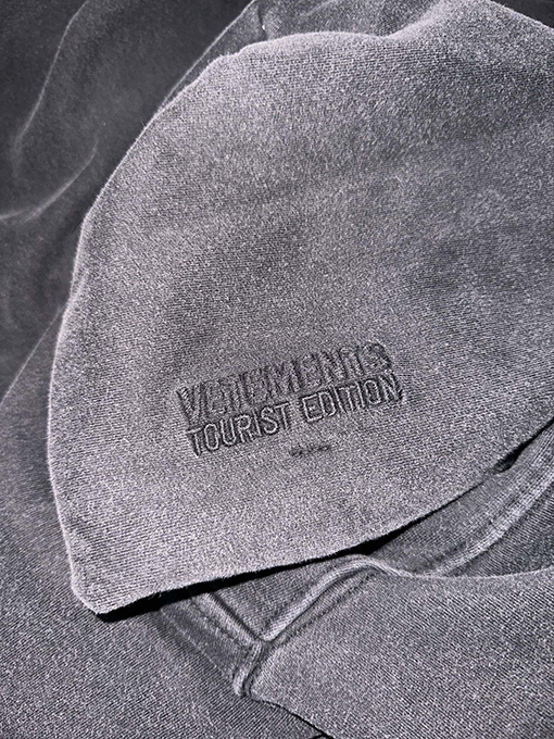 ヴェトモン シティデジタルダイレクトインジェクションウォッシャブルフード付きスウェットシャツ