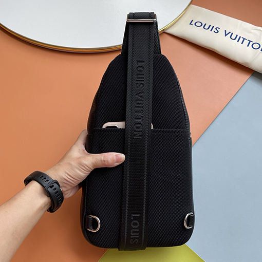 ルイヴィトンコピー LV 新しいメンズチェストバッグ