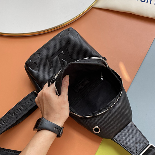 ルイヴィトンコピー LV 新しいメンズチェストバッグ
