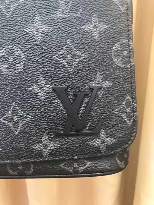 ルイヴィトン クラシックなミニマリストクロスボディバッグ