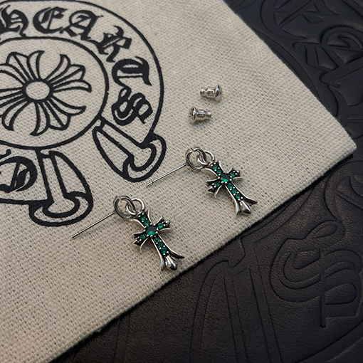 クロムハーツ クラシックなレトロなクロスイヤリング