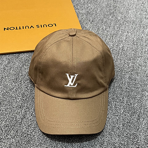 ルイヴィトン LV 高級感とスタイリッシュなベースボールキャップ