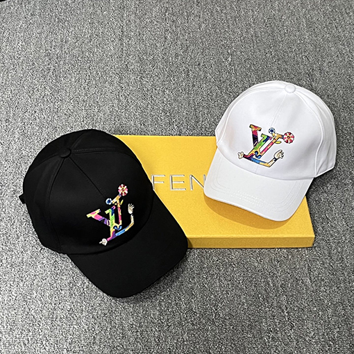 ルイヴィトンスーパーコピー LV 新しいカラフル刺繍ロゴのベースボールキャップ