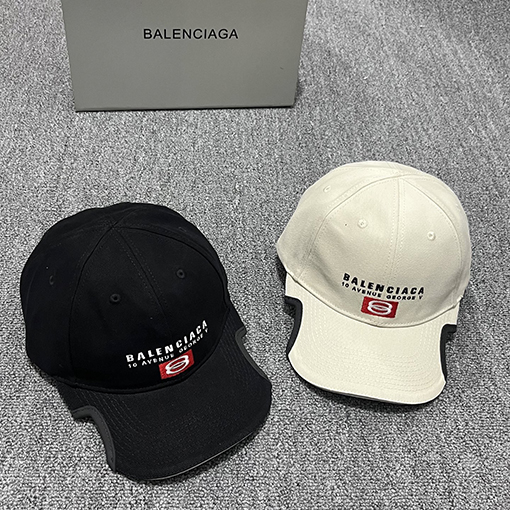 バレンシアガ BALENCIAGA 文字ロゴが刺繍されたベースボールキャップ