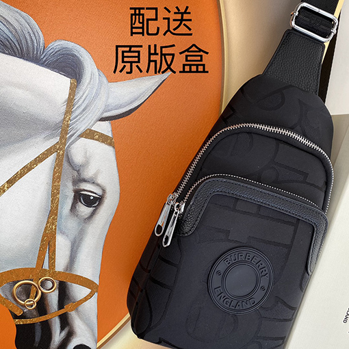 バーバリー BURBERRY 新しいメンズチェストバッグ