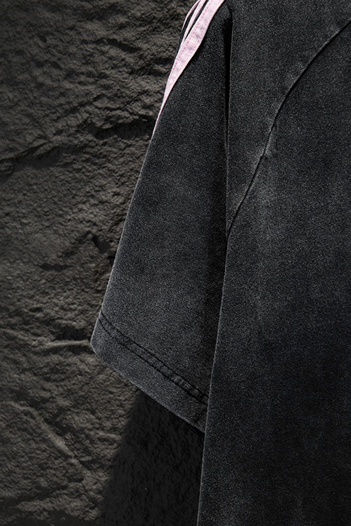 バレンシアガ Balenciaga ウォッシュのダメージ刺繍ストライプ半袖Tシャツ