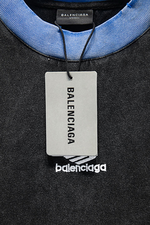 バレンシアガ Balenciaga ウォッシュのダメージ刺繍ストライプ半袖Tシャツ