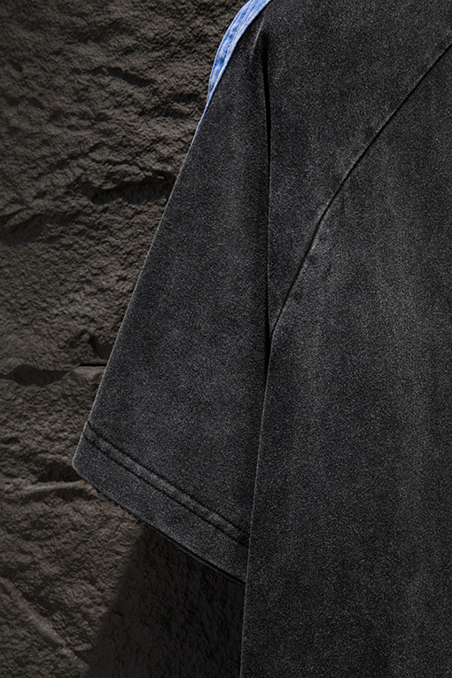 バレンシアガ Balenciaga ウォッシュのダメージ刺繍ストライプ半袖Tシャツ