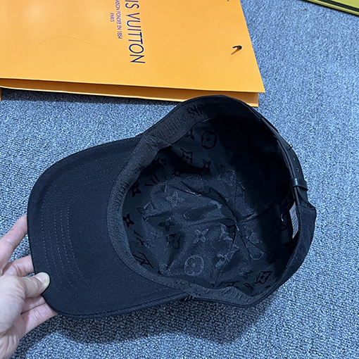 ルイヴィトンスーパーコピー 公式サイトシリーズベースボールキャップ