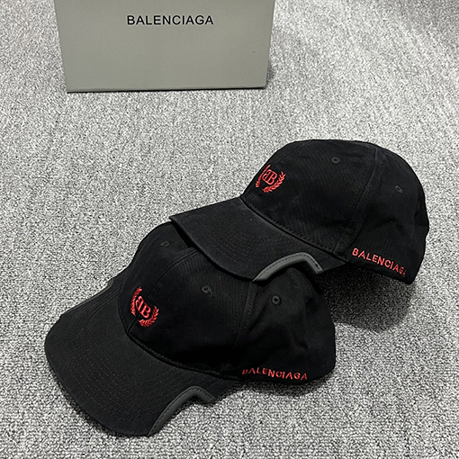 バレンシアガ BALENCIAGA クラシックな刺繍入りベースボールキャップ