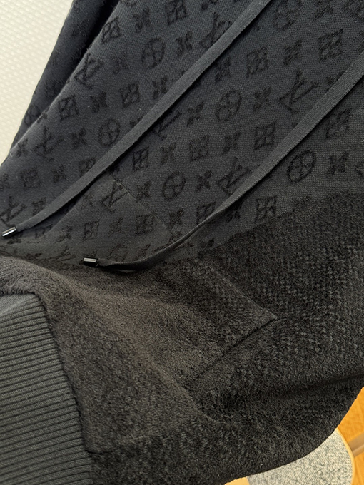 ルイヴィトン 全面プリントのドローストリングパーカー