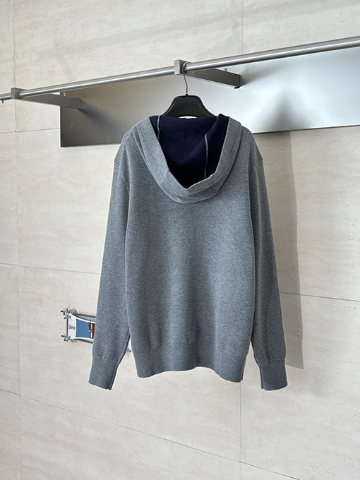 ルイヴィトンスーパーコピー Trunk レザーロゴ刺繍ニットフード付きセーター