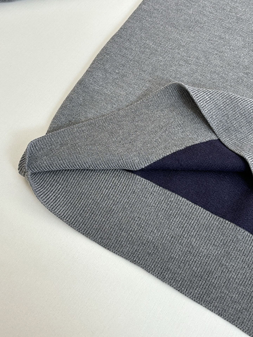 ルイヴィトンスーパーコピー Trunk レザーロゴ刺繍ニットフード付きセーター