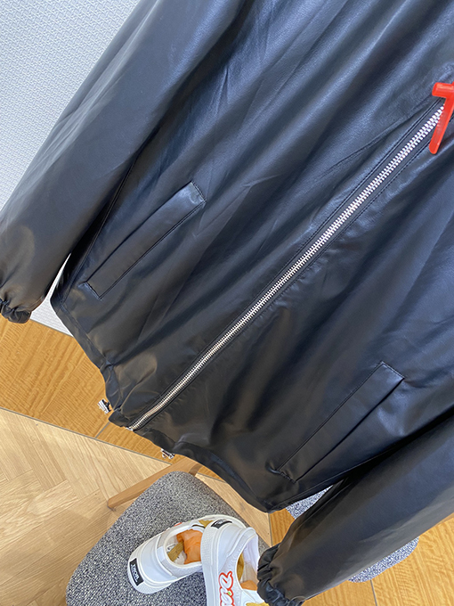 プラダ 両面リバーシブルフードジャケット